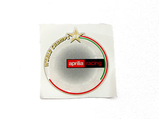 0004641_oem-aprilia-decal-world-champion-853018_320